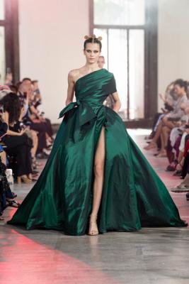 Elie Saab осень-зима 2019/2020 (85465-Elie-Saab-FW-2020- 07.jpg)